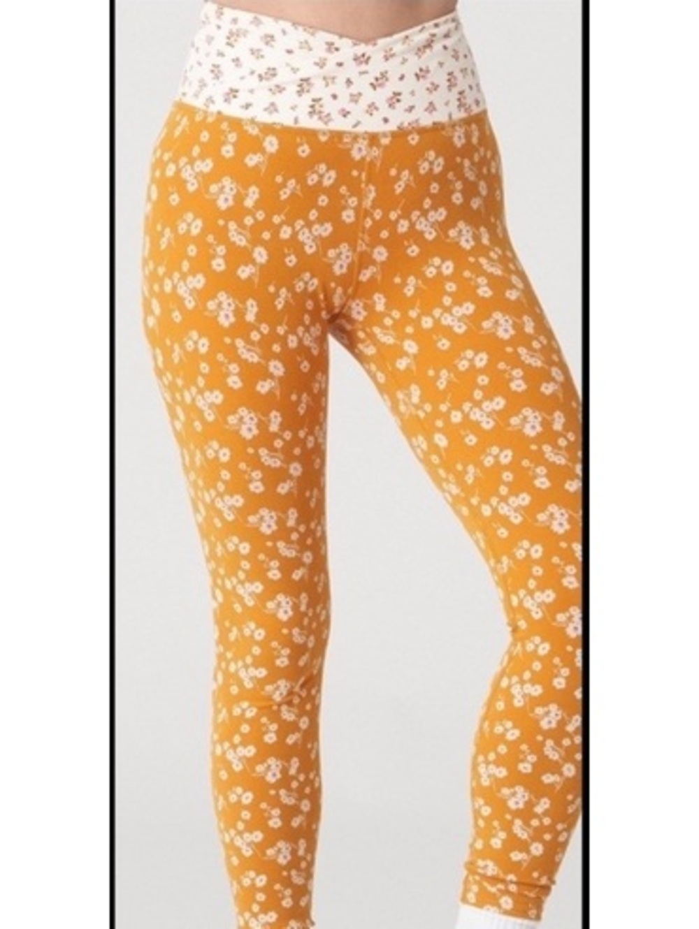 Ebb & Flow Women’s NWT High Waisted Floral Mustard Size Medium Boho Active